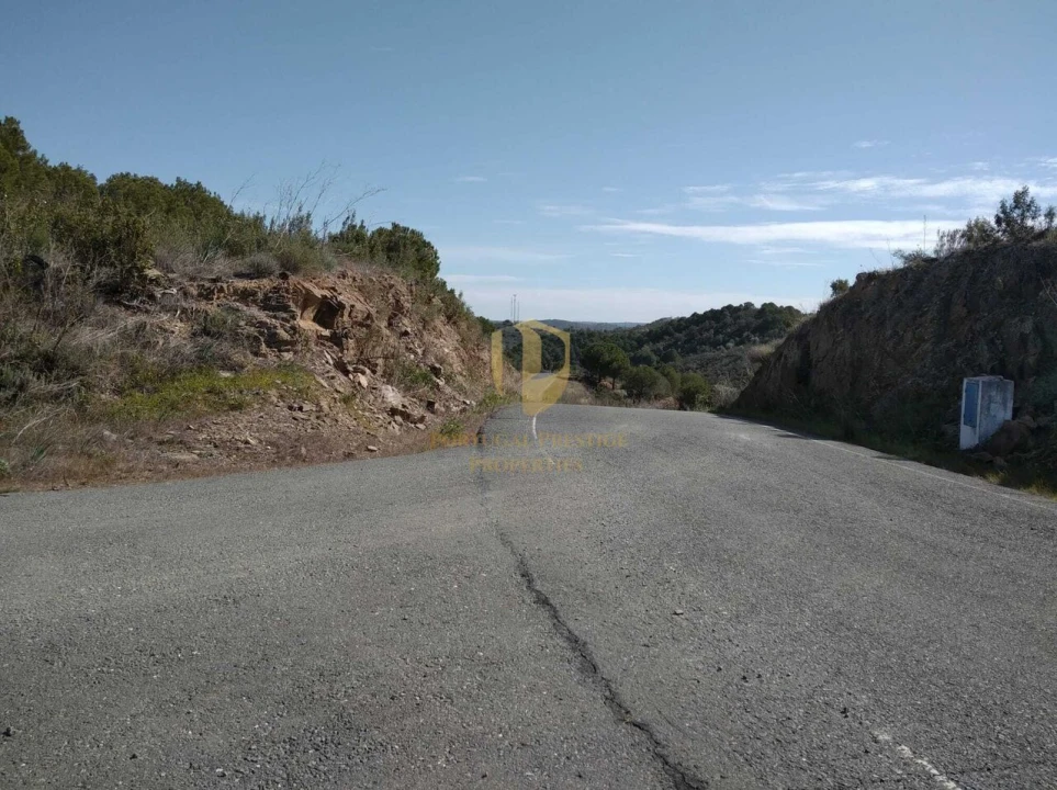 Quinta T0 para Venda em Alcoutim e Pereiro Foto 1