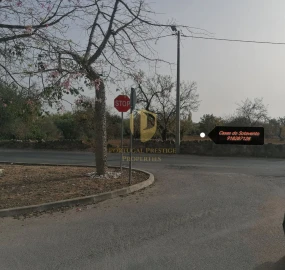 Terreno para Venda em Conceição e Estoi