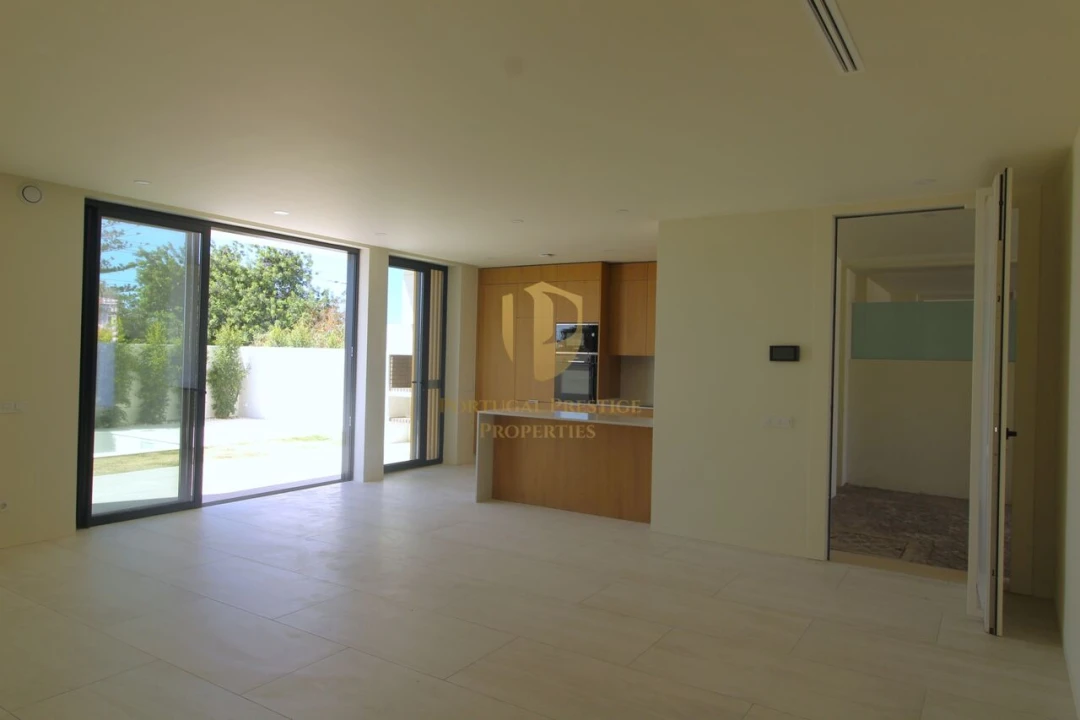 Moradia T4 para Venda em Tavira (Santa Maria e Santiago) Foto 7