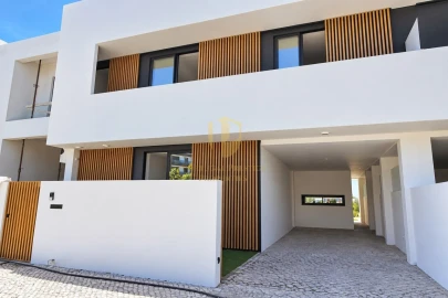 Moradia T4 para Venda em Tavira (Santa Maria e Santiago)