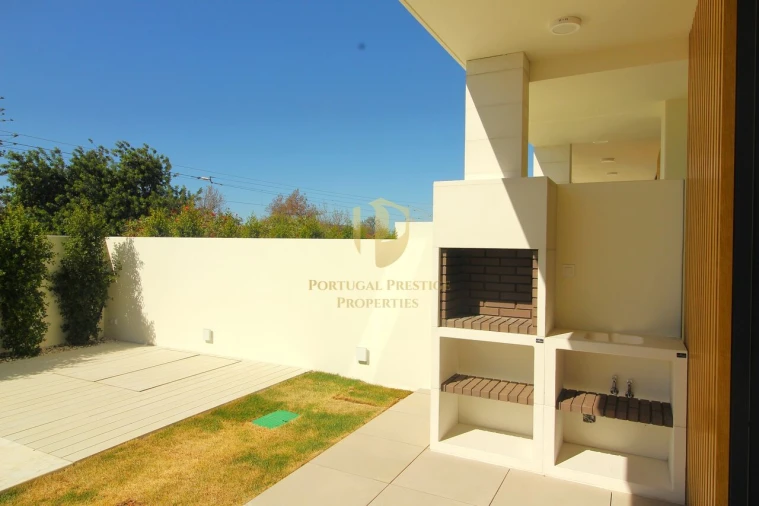 Moradia T4 para Venda em Tavira (Santa Maria e Santiago) Foto 20