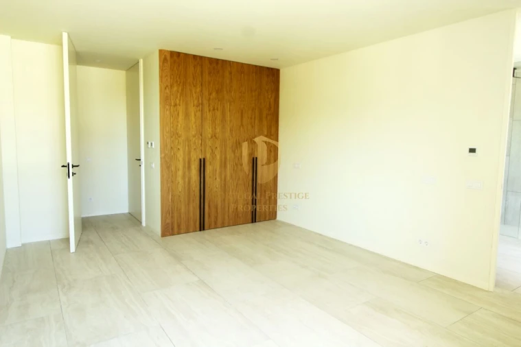 Moradia T4 para Venda em Tavira (Santa Maria e Santiago) Foto 39