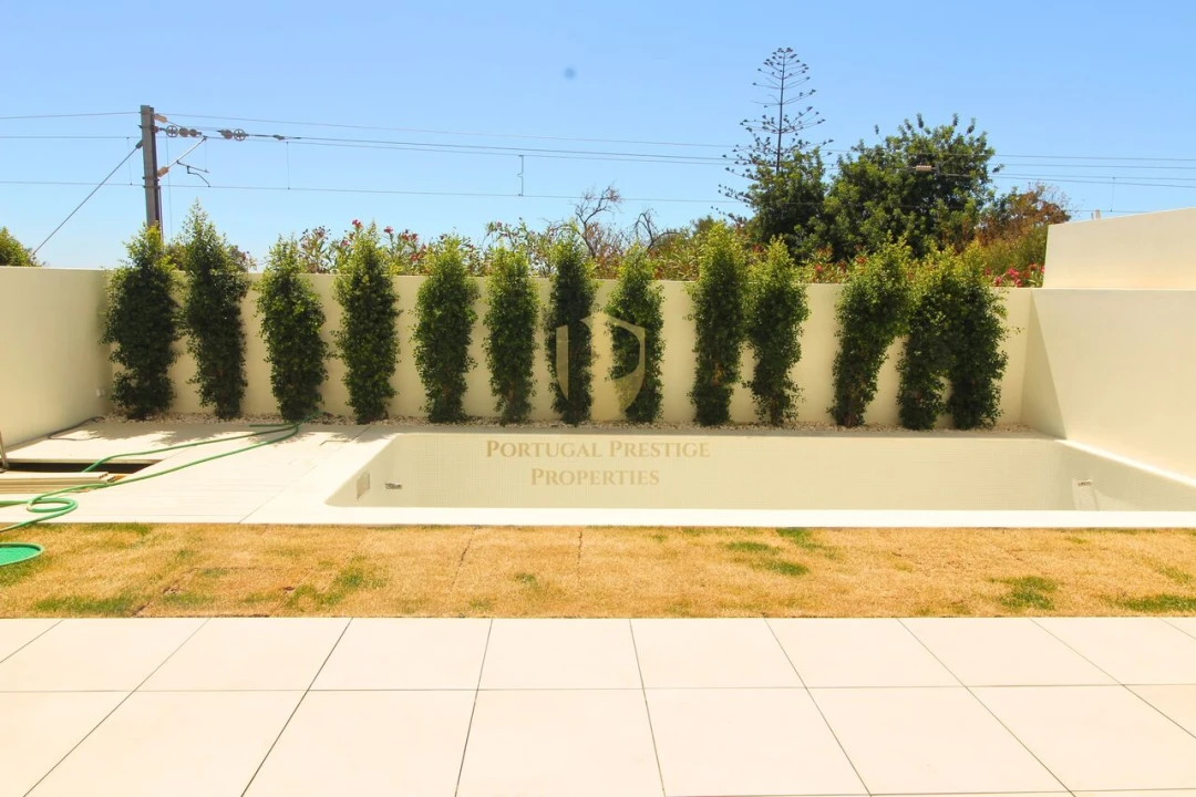 Moradia T4 para Venda em Tavira (Santa Maria e Santiago) Foto 8