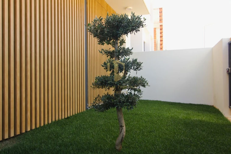 Moradia T4 para Venda em Tavira (Santa Maria e Santiago) Foto 3