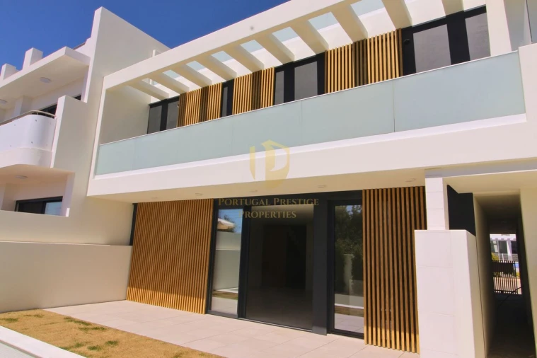 Moradia T4 para Venda em Tavira (Santa Maria e Santiago) Foto 1