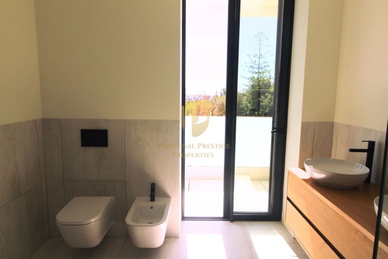 Moradia T4 para Venda em Tavira (Santa Maria e Santiago) Foto 29