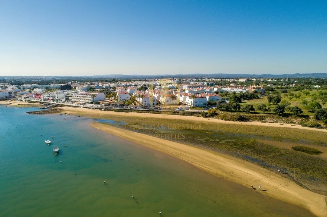 Apartamento T2 para Venda em Conceição e Cabanas de Tavira Foto 28