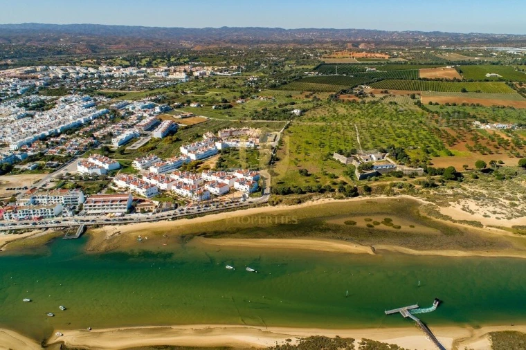 Apartamento T2 para Venda em Conceição e Cabanas de Tavira Foto 31