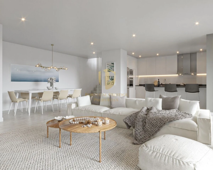 Apartamento T4 para Venda em Faro (Sé e São Pedro) Foto 1