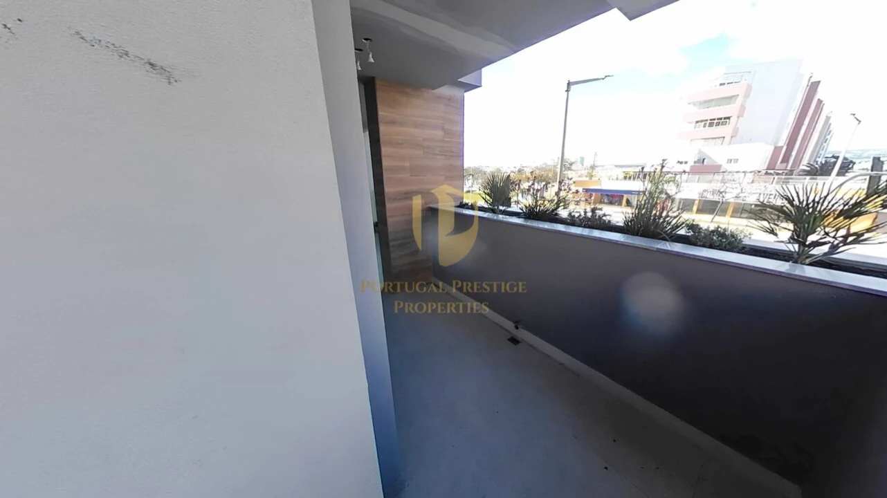 Apartamento T4 para Venda em Faro (Sé e São Pedro) Foto 13