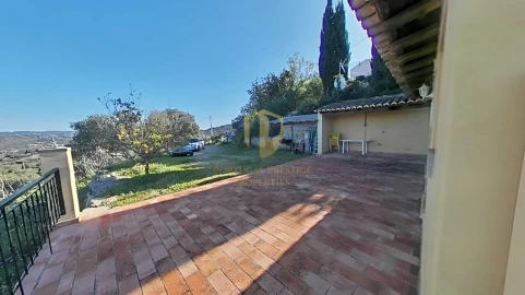 Moradia T2 para Venda em Conceição e Estoi