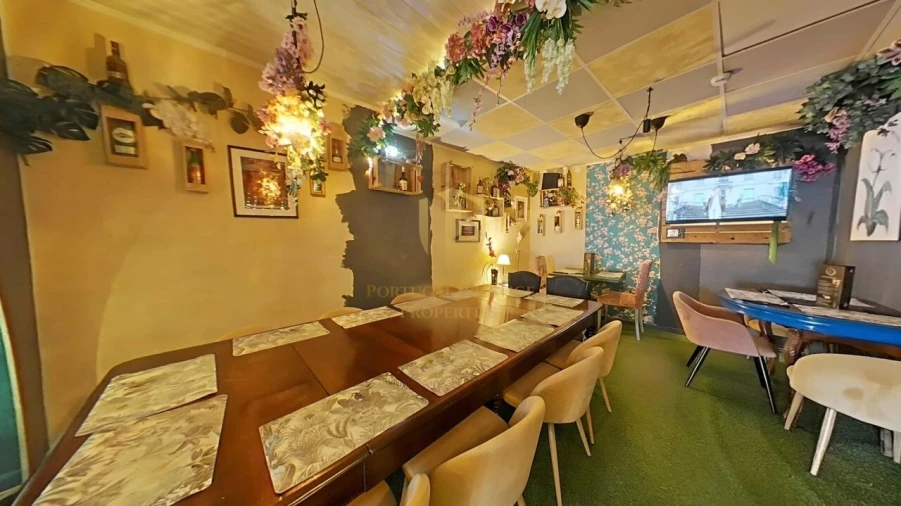 Loja para Trespasse em Faro (Sé e São Pedro) Foto 9