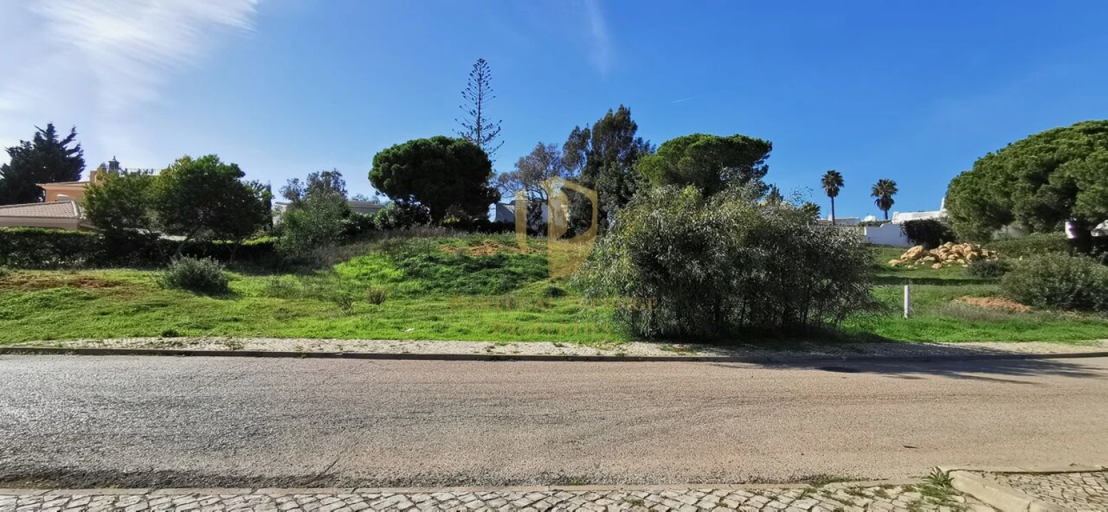 Terreno para Venda em Lagoa e Carvoeiro Foto 2