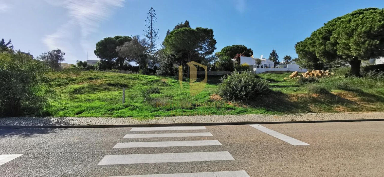 Terreno para Venda em Lagoa e Carvoeiro Foto 11