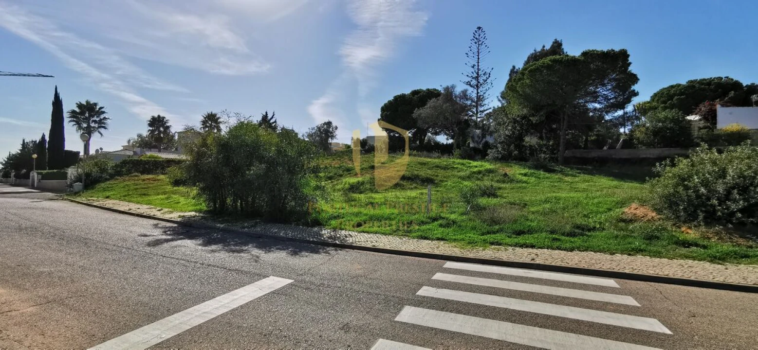 Terreno para Venda em Lagoa e Carvoeiro Foto 2