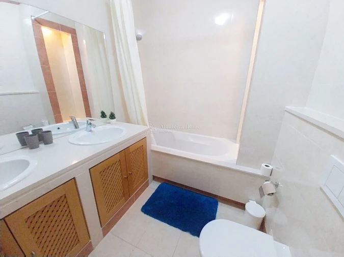 Moradia T4 para Venda em Albufeira e Olhos de Água Foto 18