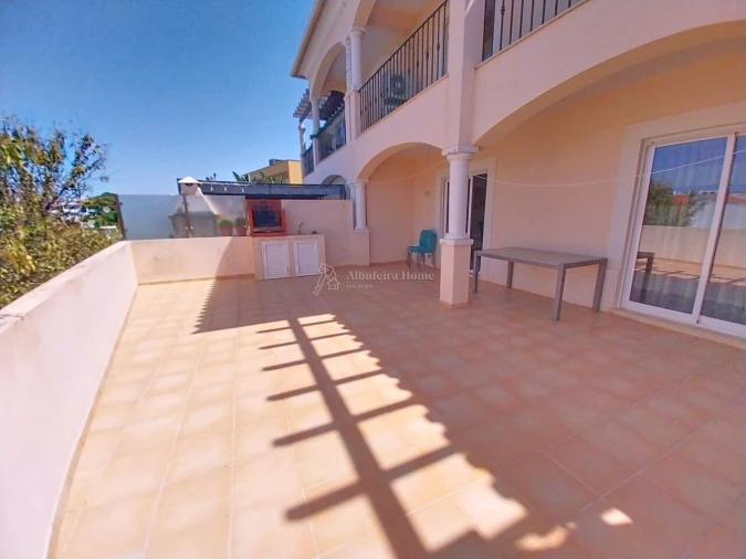 Moradia T4 para Venda em Albufeira e Olhos de Água Foto 26
