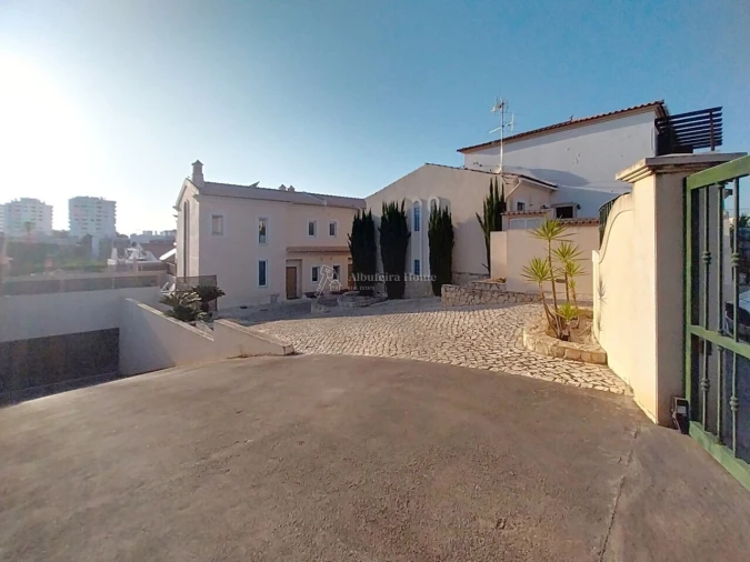 Moradia T4 para Venda em Albufeira e Olhos de Água Foto 7