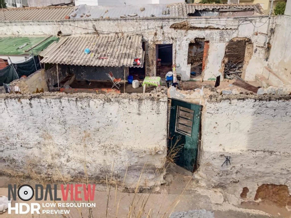 Moradia T0 para Venda em Faro (Sé e São Pedro) Foto 3