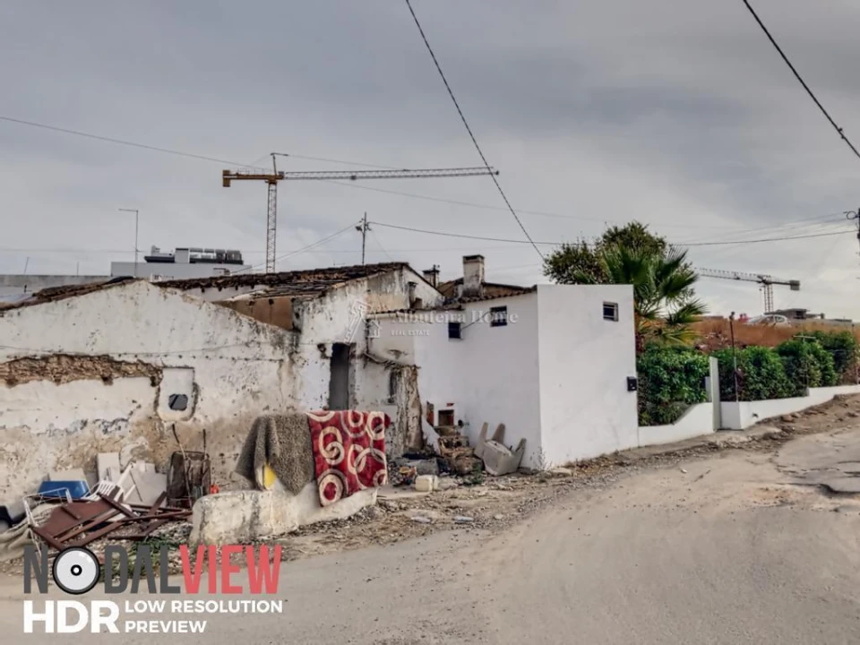Moradia T0 para Venda em Faro (Sé e São Pedro) Foto 4