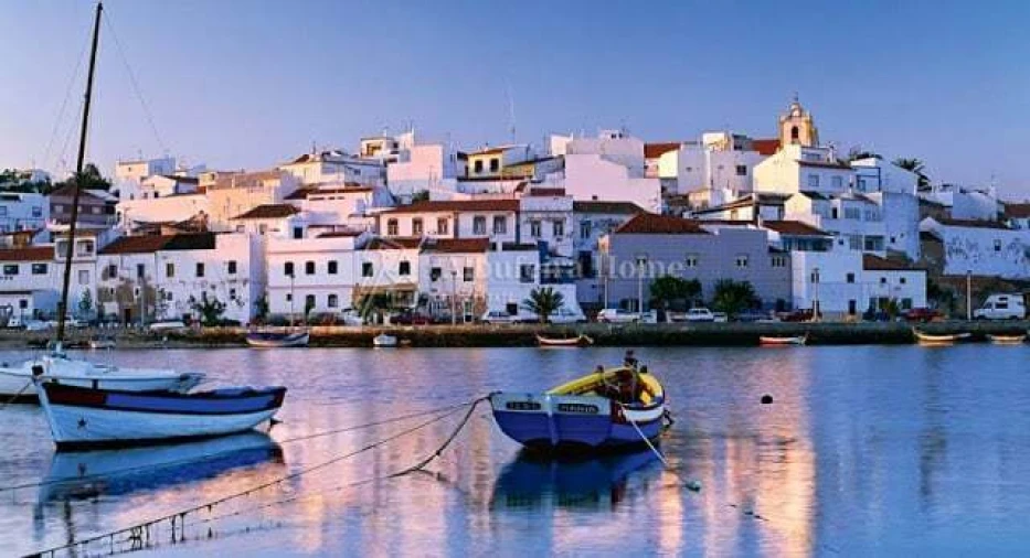 Moradia T0 para Venda em Faro (Sé e São Pedro) Foto 8