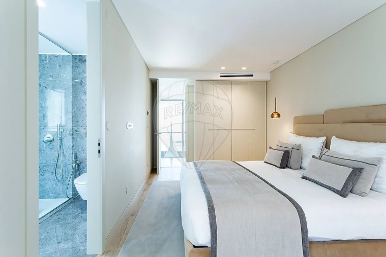 Moradia T5 para Venda em Lourinhã e Atalaia Foto 9