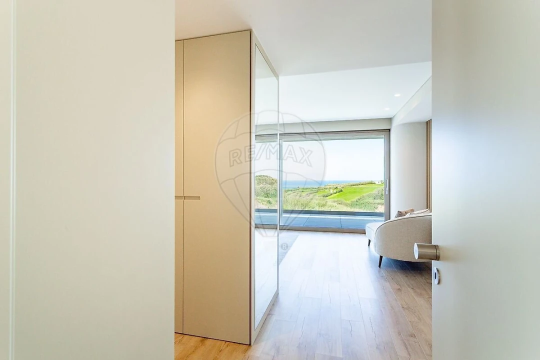 Moradia T5 para Venda em Lourinhã e Atalaia Foto 12