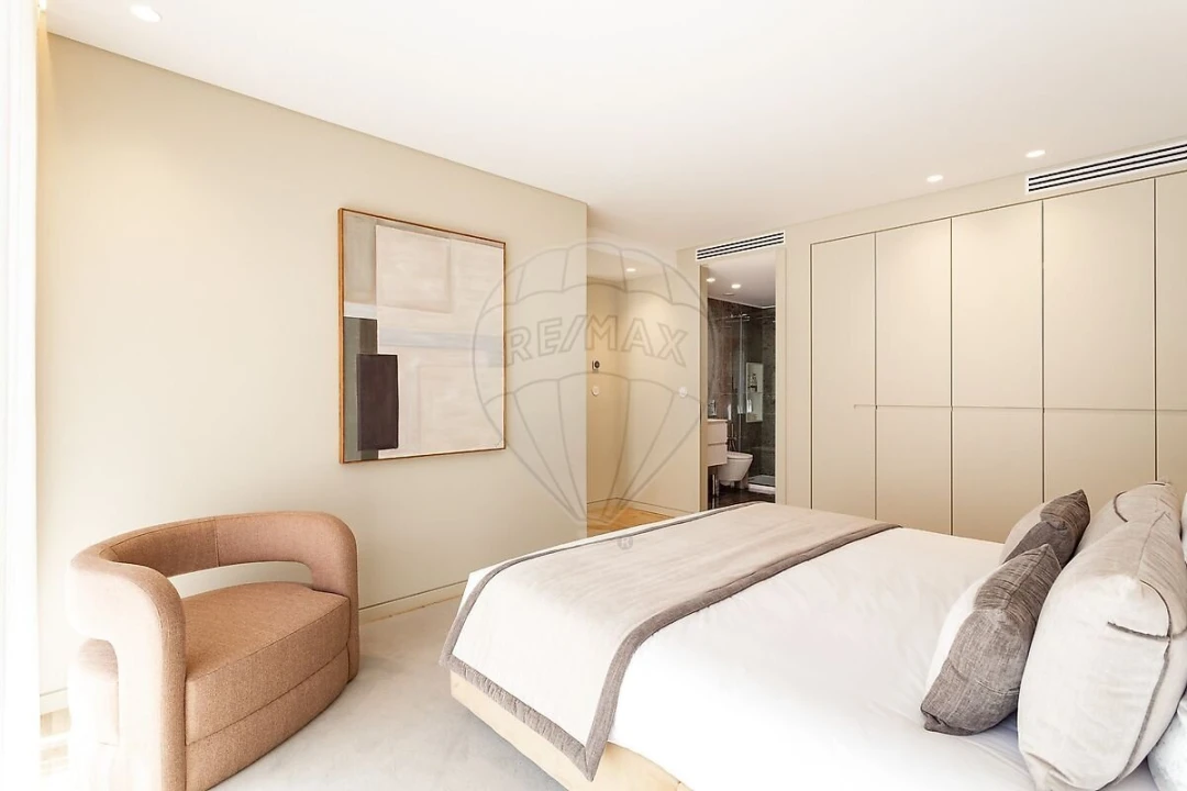 Moradia T5 para Venda em Lourinhã e Atalaia Foto 6