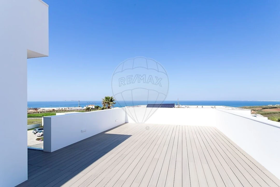 Moradia T3 para Venda em Lourinhã e Atalaia Foto 32