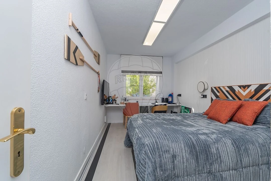 Apartamento T3 para Venda em Póvoa de Santa Iria e Forte da Casa Foto 12