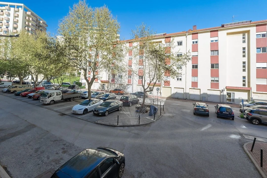 Apartamento T3 para Venda em Póvoa de Santa Iria e Forte da Casa Foto 25