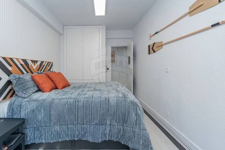 Apartamento T3 para Venda em Póvoa de Santa Iria e Forte da Casa Foto 14