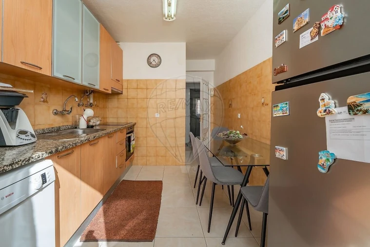 Apartamento T3 para Venda em Póvoa de Santa Iria e Forte da Casa Foto 7