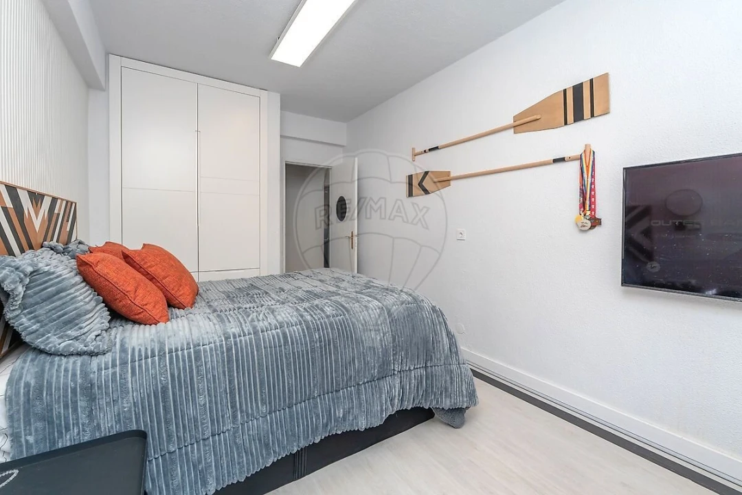 Apartamento T3 para Venda em Póvoa de Santa Iria e Forte da Casa Foto 13