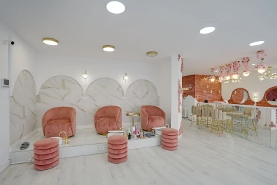 Loja para Venda em Ramada e Caneças