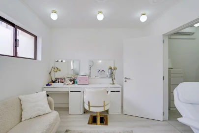 Loja para Venda em Ramada e Caneças