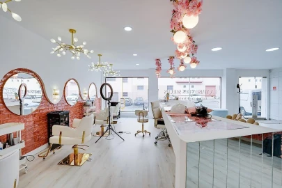 Loja para Venda em Ramada e Caneças