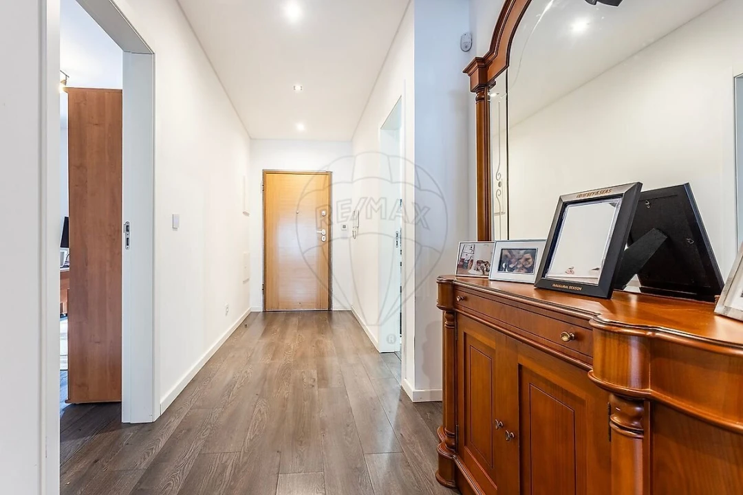 Moradia T4 para Venda em São João das Lampas e Terrugem Foto 13