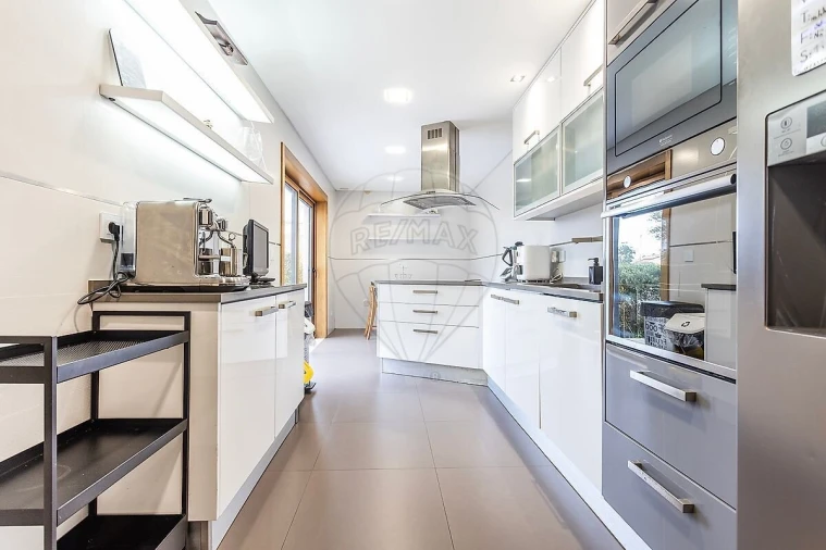 Moradia T4 para Venda em São João das Lampas e Terrugem Foto 15