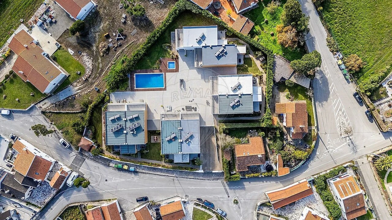 Moradia T4 para Venda em São João das Lampas e Terrugem Foto 47