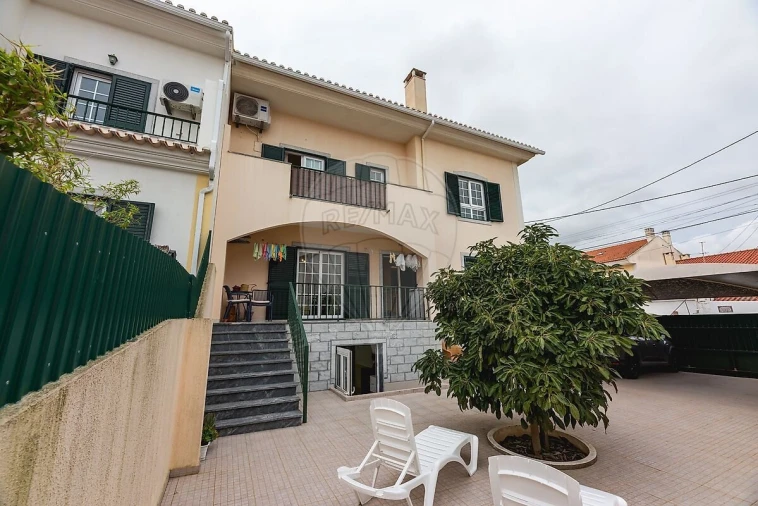 Moradia T3 para Venda em Carcavelos e Parede Foto 29