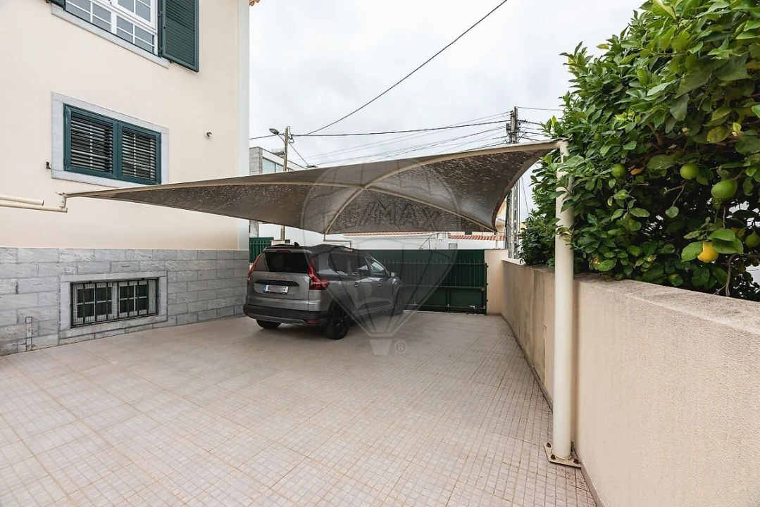 Moradia T3 para Venda em Carcavelos e Parede Foto 30