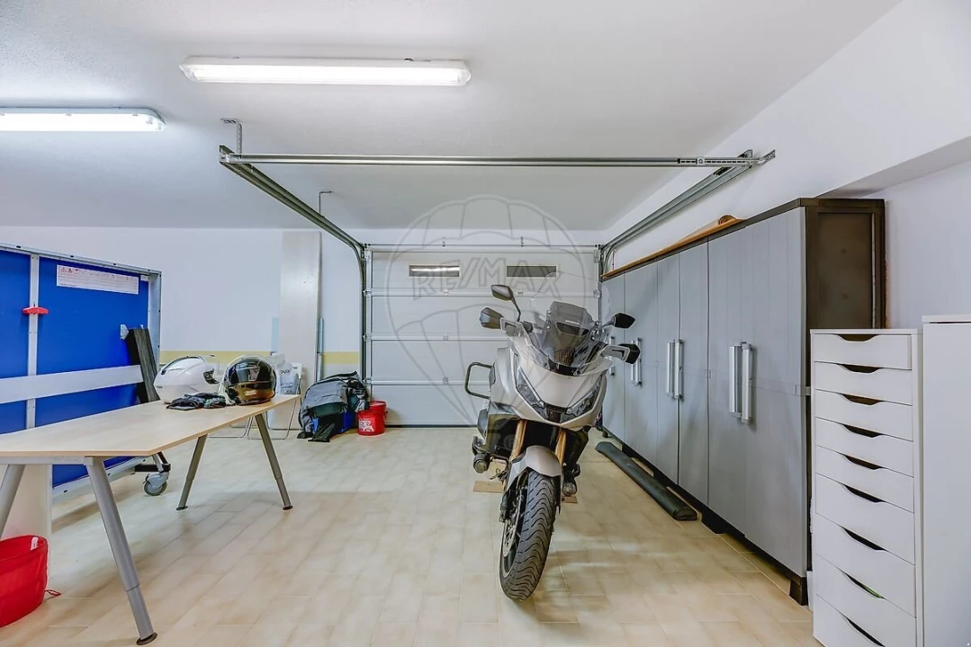 Moradia T3 para Venda em Carcavelos e Parede Foto 37