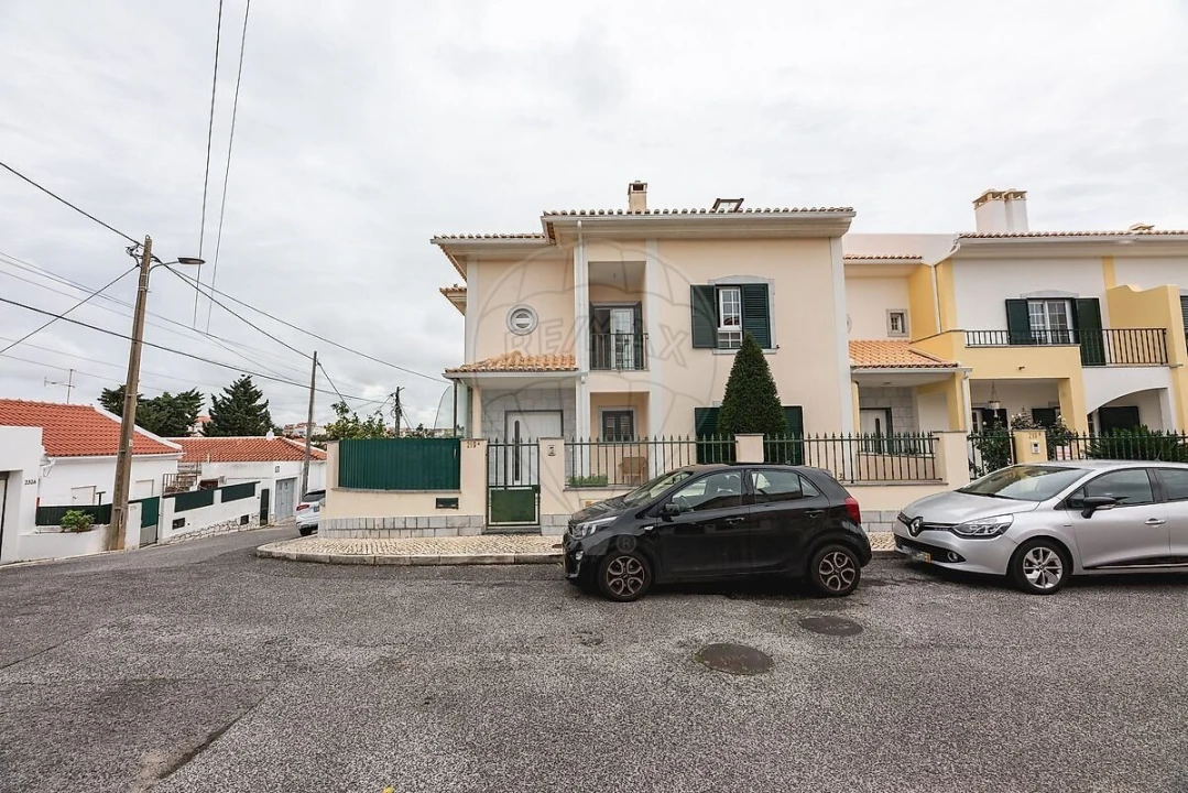 Moradia T3 para Venda em Carcavelos e Parede Foto 41