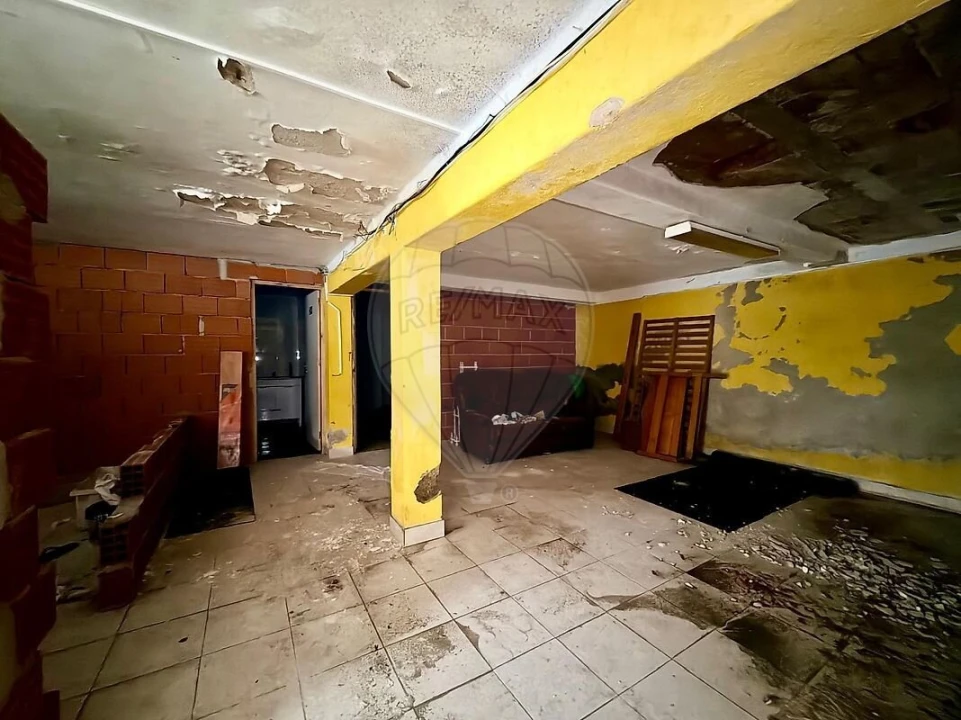 Prédio para Venda em Malveira e São Miguel de Alcainça Foto 21