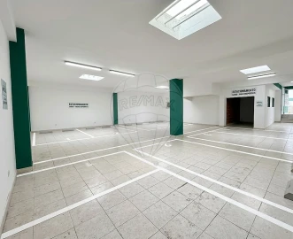 Prédio para Venda em Malveira e São Miguel de Alcainça