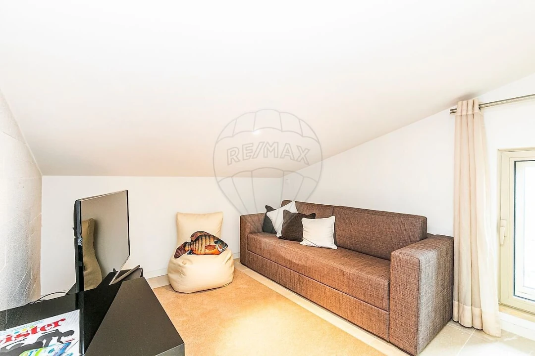 Apartamento T1 para Venda em Carvalhal Foto 38