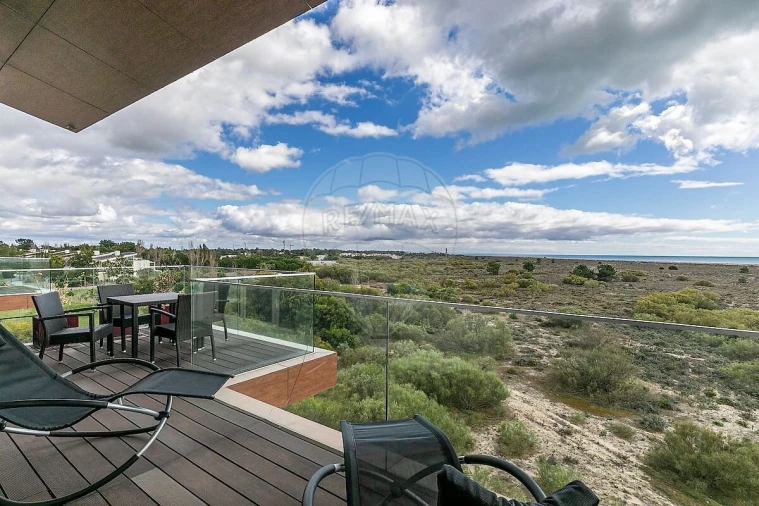 Apartamento T1 para Venda em Carvalhal Foto 29