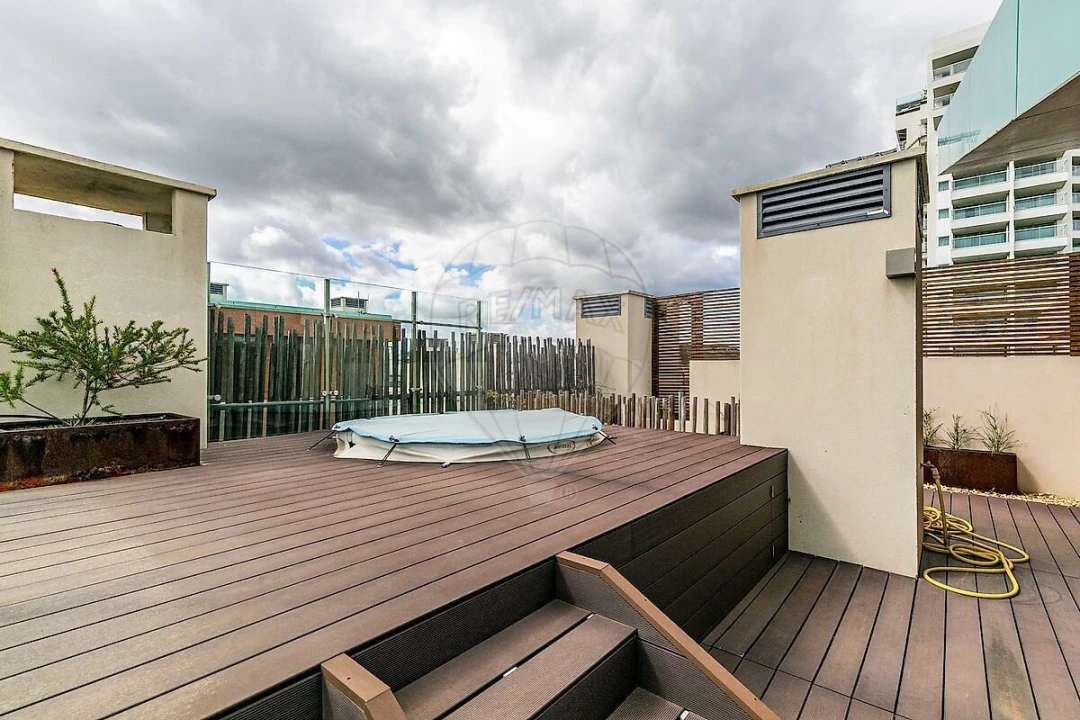 Apartamento T1 para Venda em Carvalhal Foto 44