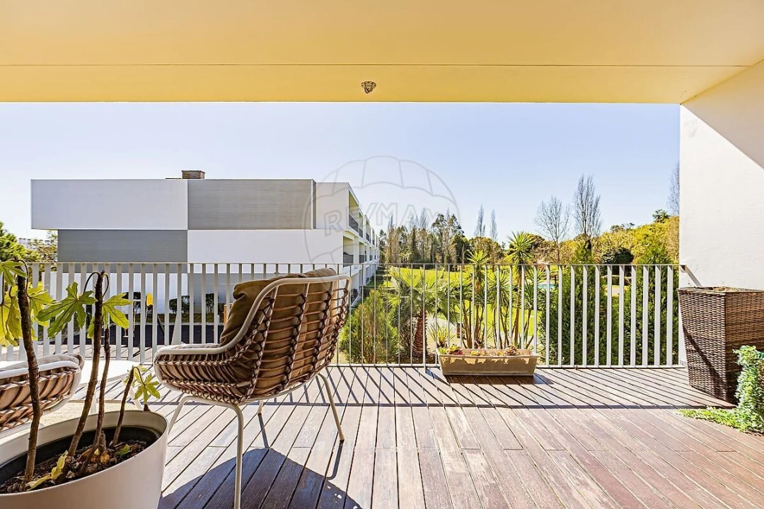 Apartamento T3 para Venda em Queluz e Belas Foto 1